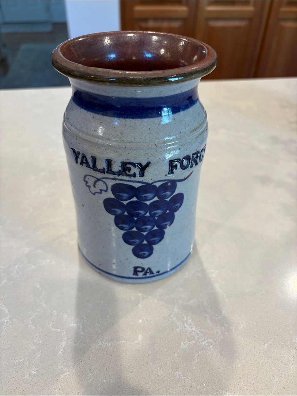 Valley Forge PA Stoneware Utensil Crock - Blue Grape Design